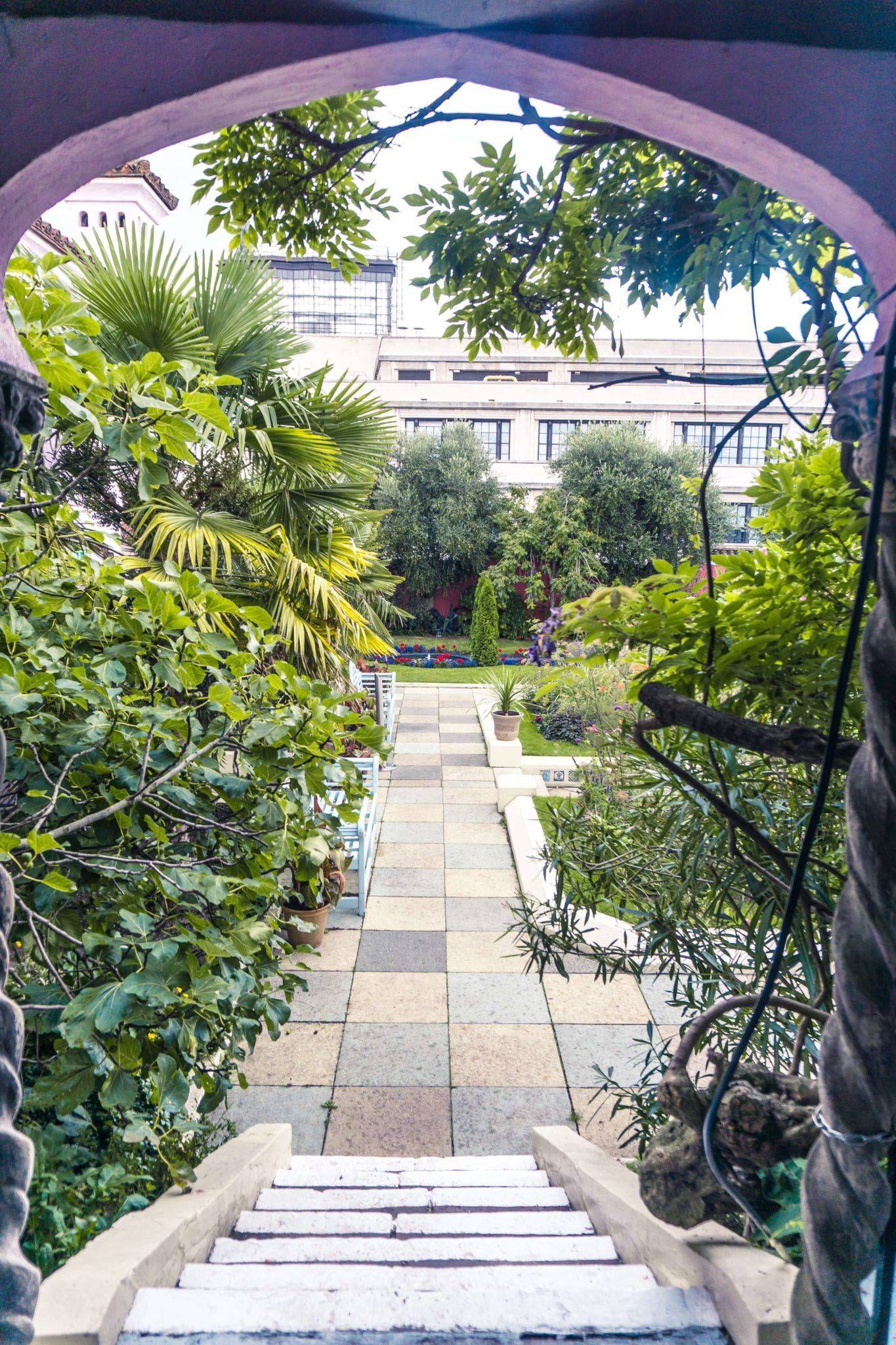 Kensington Courtyard English Gardens Design Landscaping Ideas