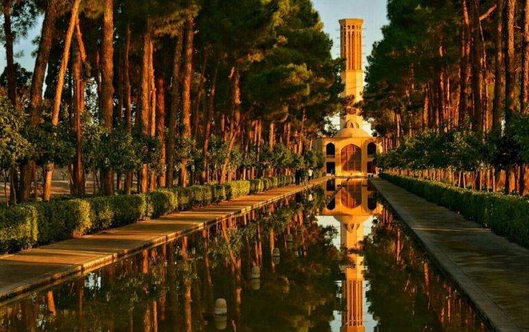 Historic Dolat Abad Garden