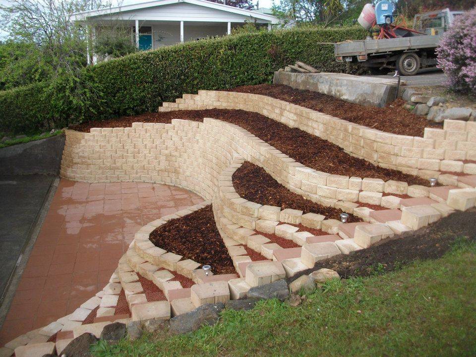 Stylish Way To Conquer Slopes Landscape Design