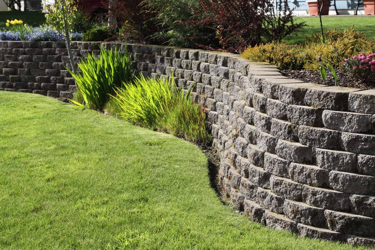 Curved Retaining Wall Ideas