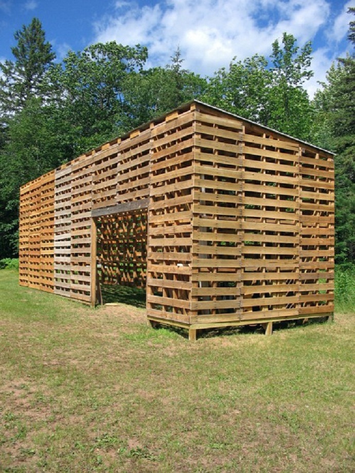 Pallet Raised Garden Beds