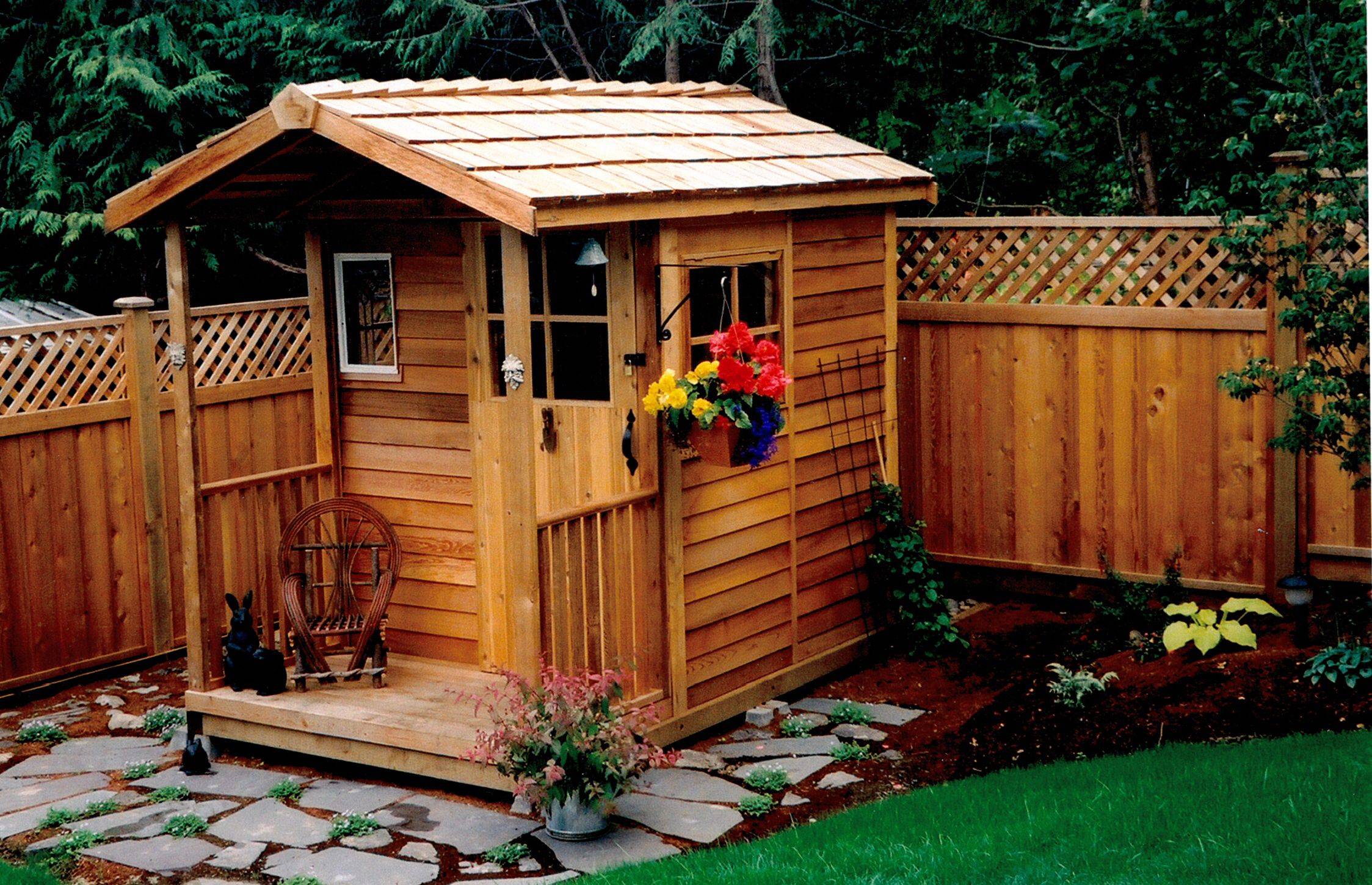 Lovely And Cute Garden Shed Design Ideas
