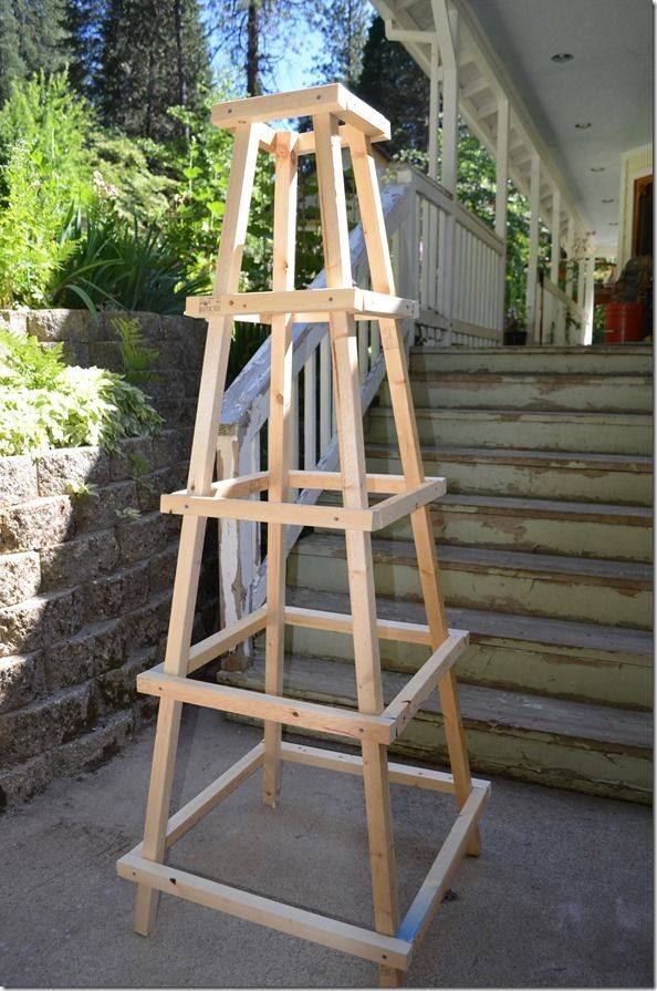 Diy Obelisk Trellis Outdoorwood Diy Garden Trellis