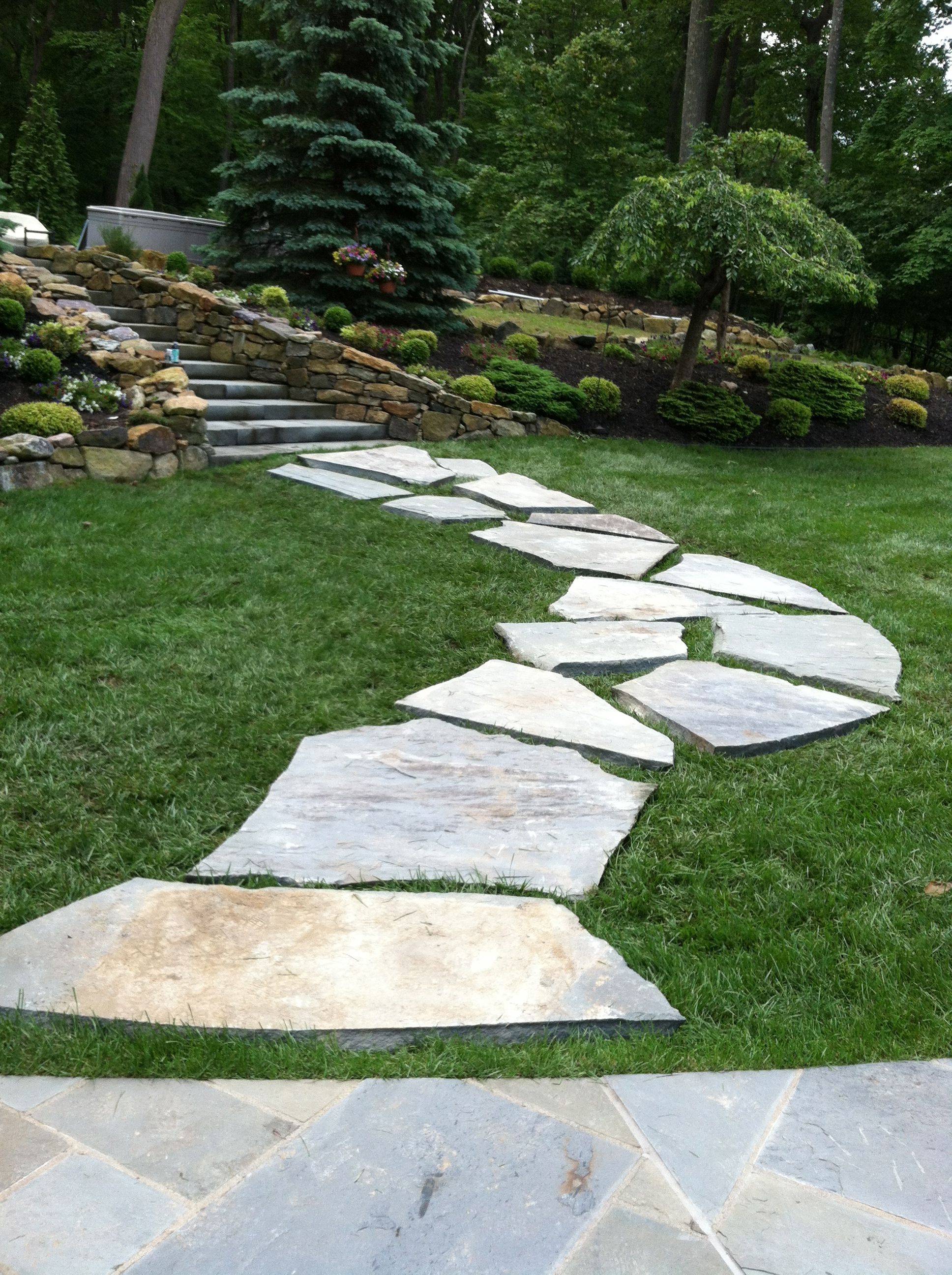 Nice Garden Stepping Stone Design Ideas Homepiez Backyard