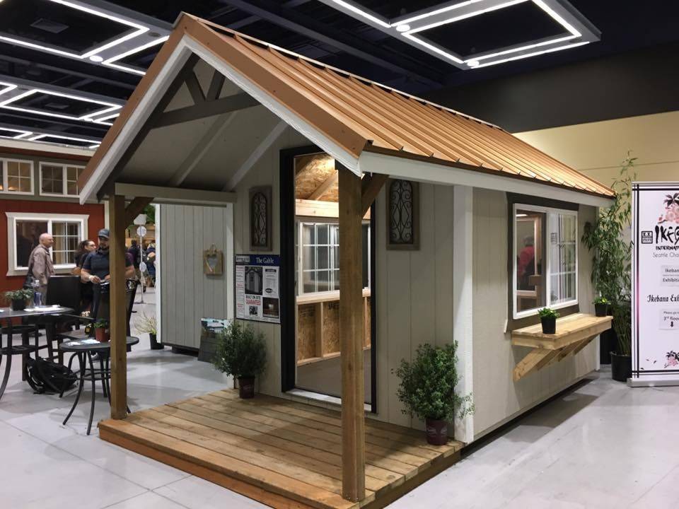 Outdoor Artistic And Lovely Wood Shed Office Design