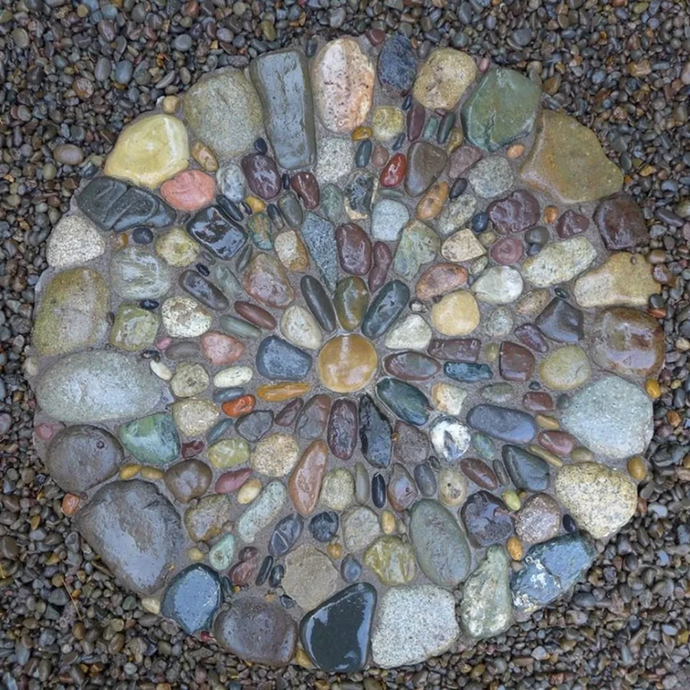 Beautiful Diy Stepping Stone Ideas