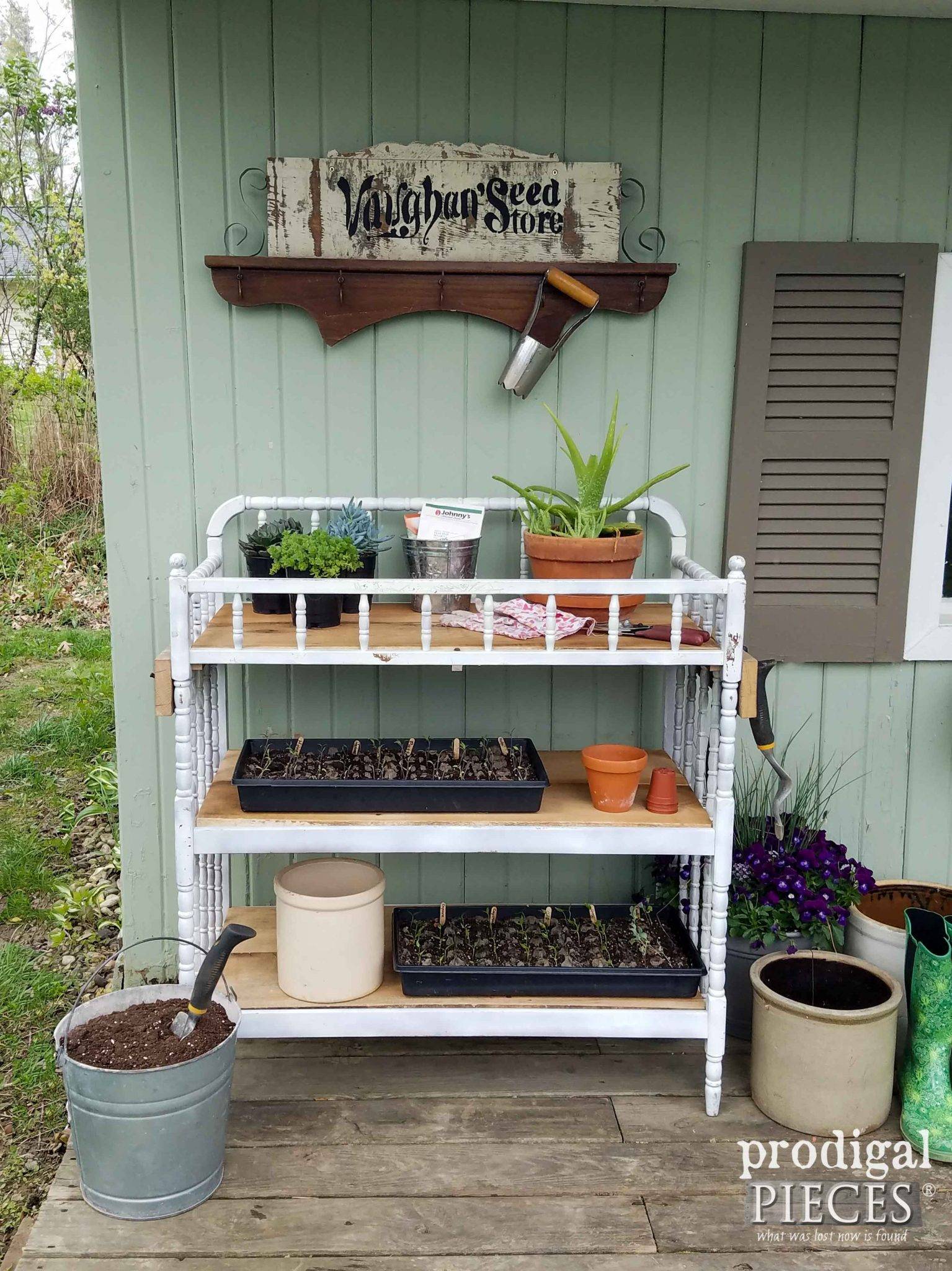 Outdoor Potting Bench