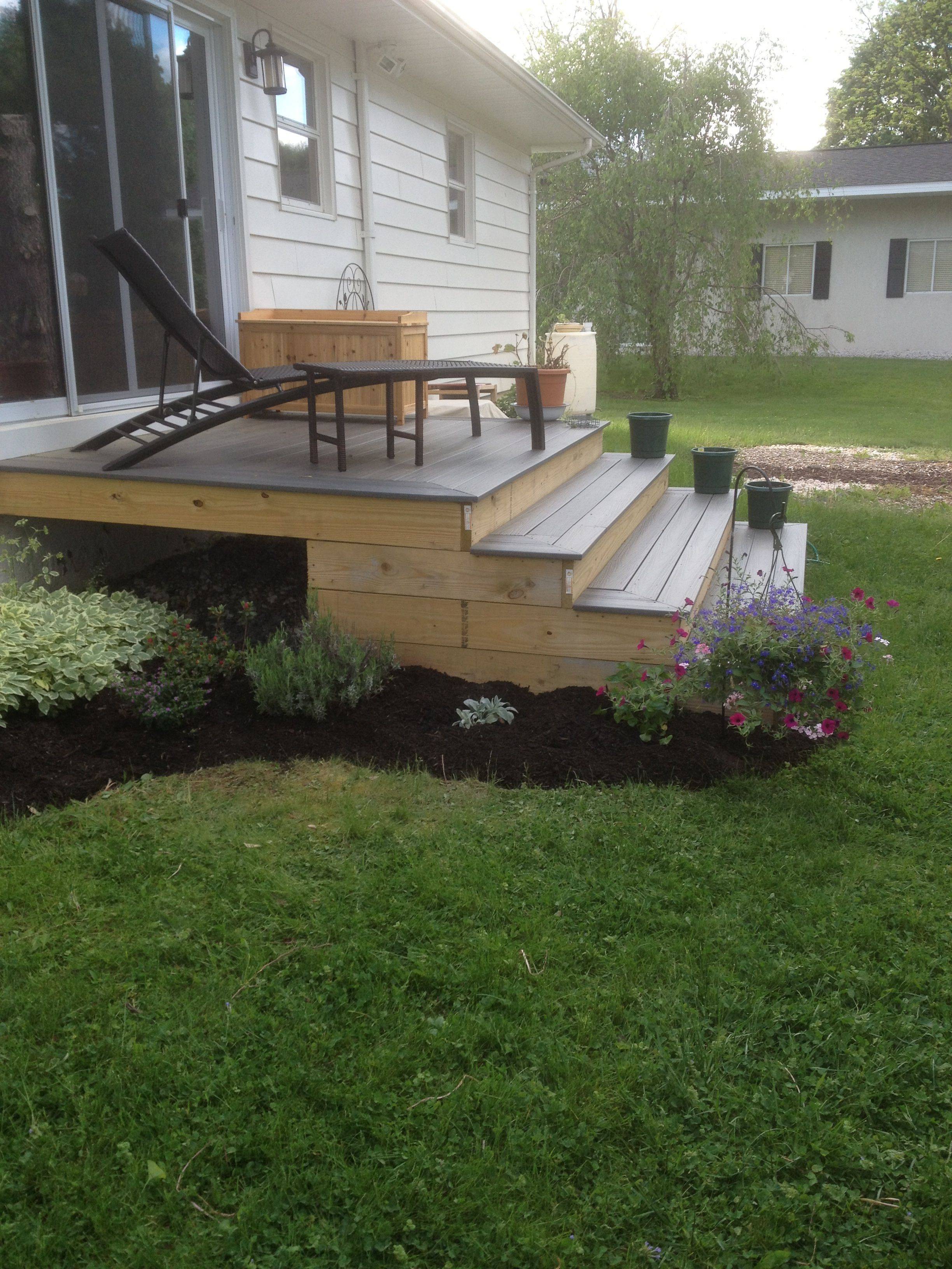 Top Great Deck Landscaping Ideas