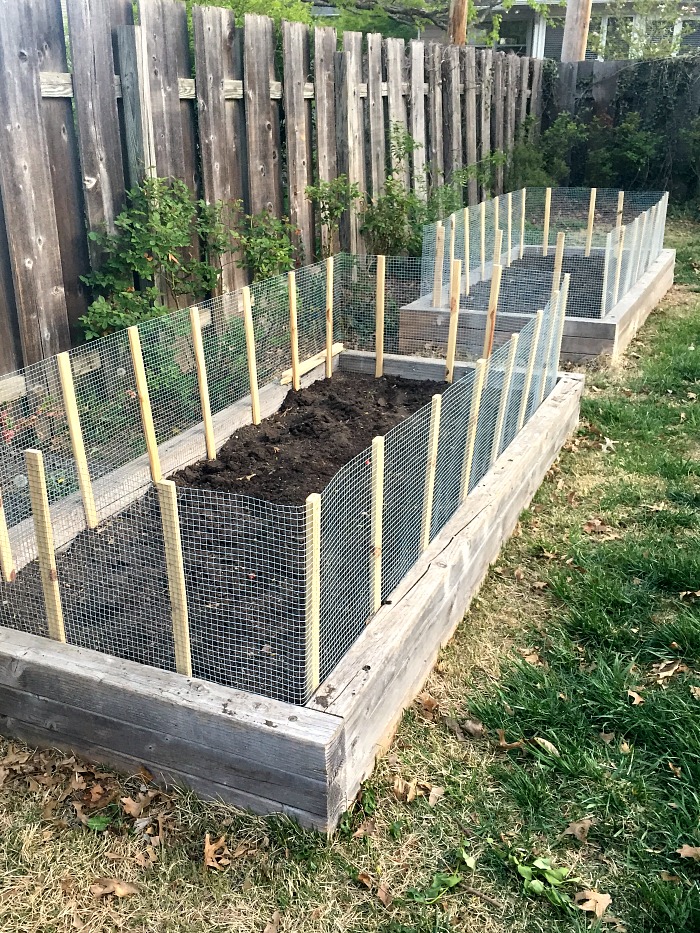 Fascinating Easytodo And Unique Diy Raised Garden Bed Ideas