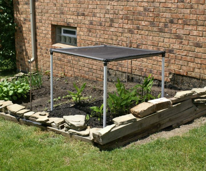 Residential Cantilevered Shade Structure