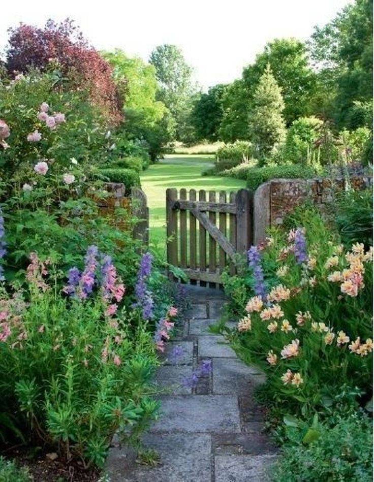 Brilliant French Country Garden Decor Ideas