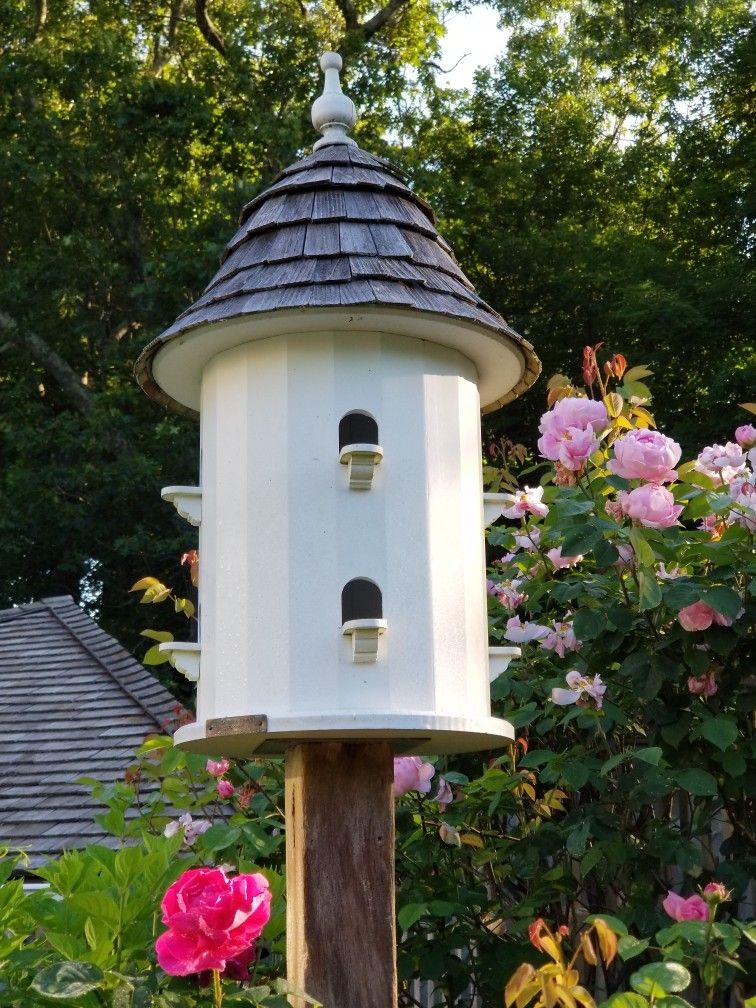 Gardeners Supply Decorative Bird Houses