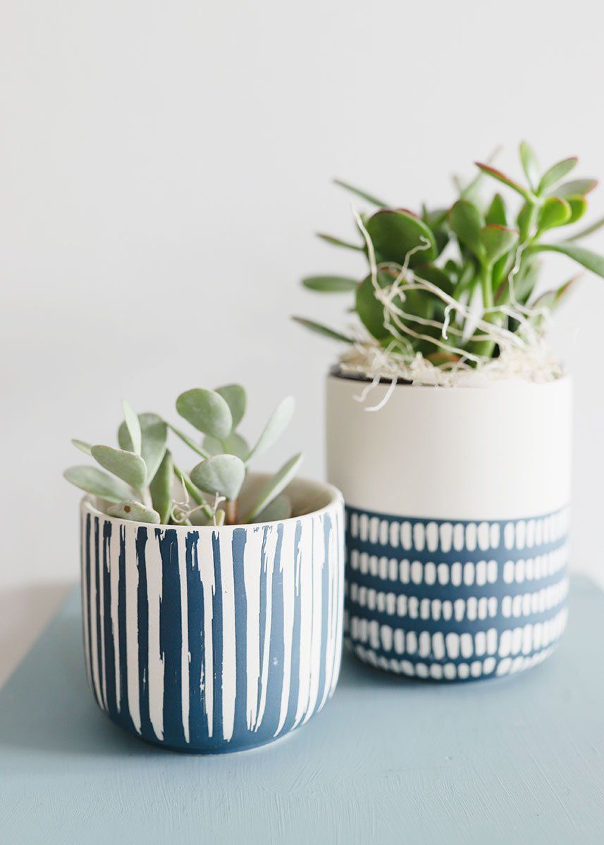 Blue And White Outdoor Summer Urn Patio Planters