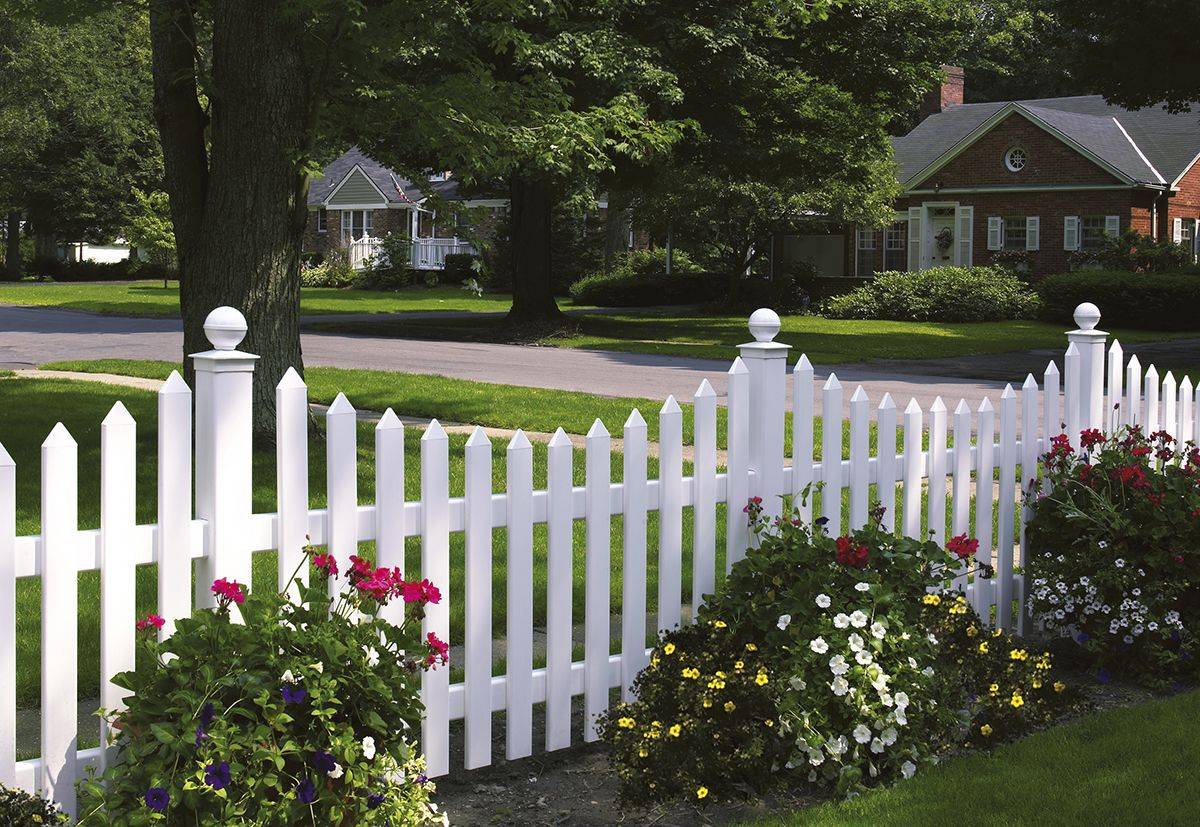 White Plastic Picket Fence