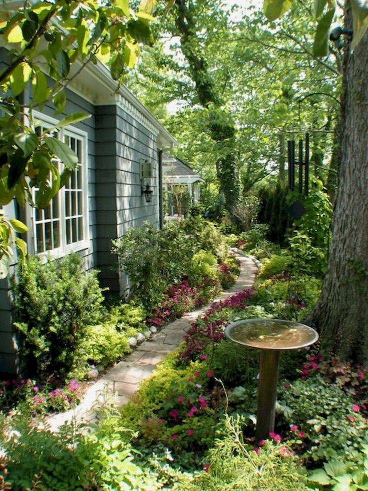 Beautiful Backyard Garden Path