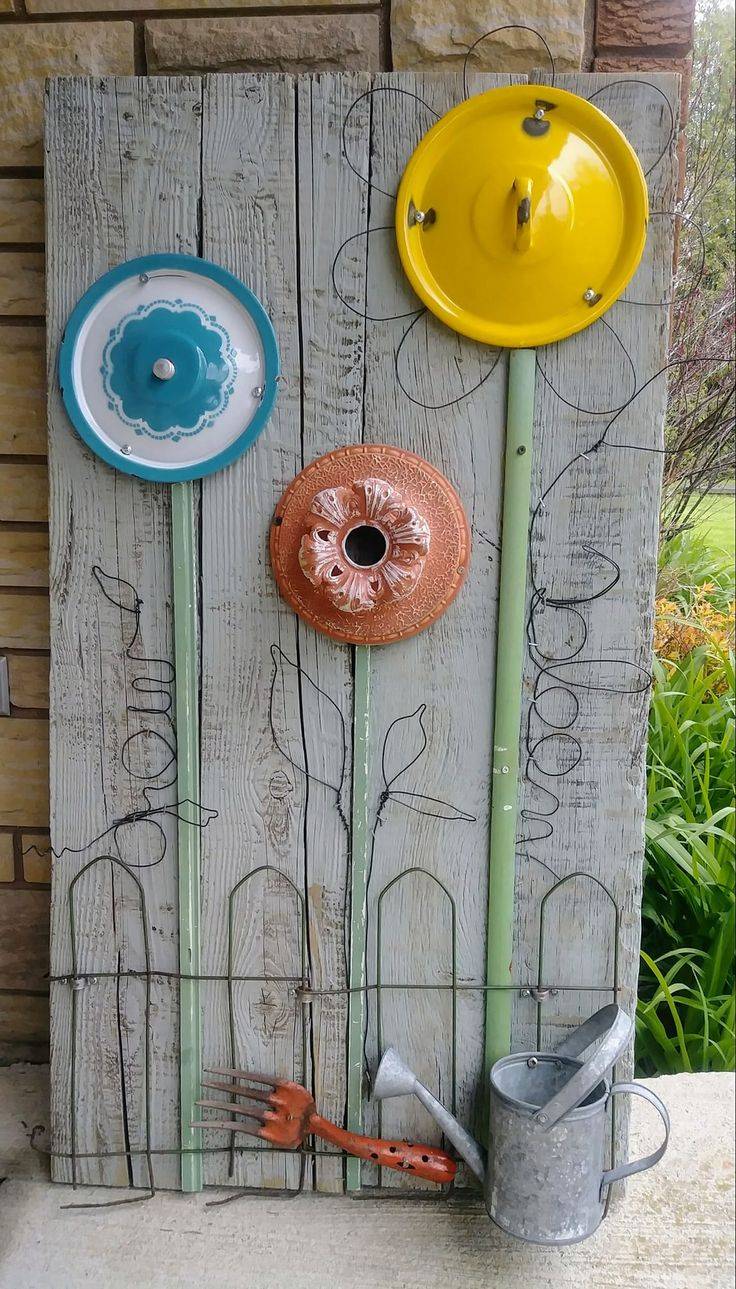 Simple Diy Junk Garden Art