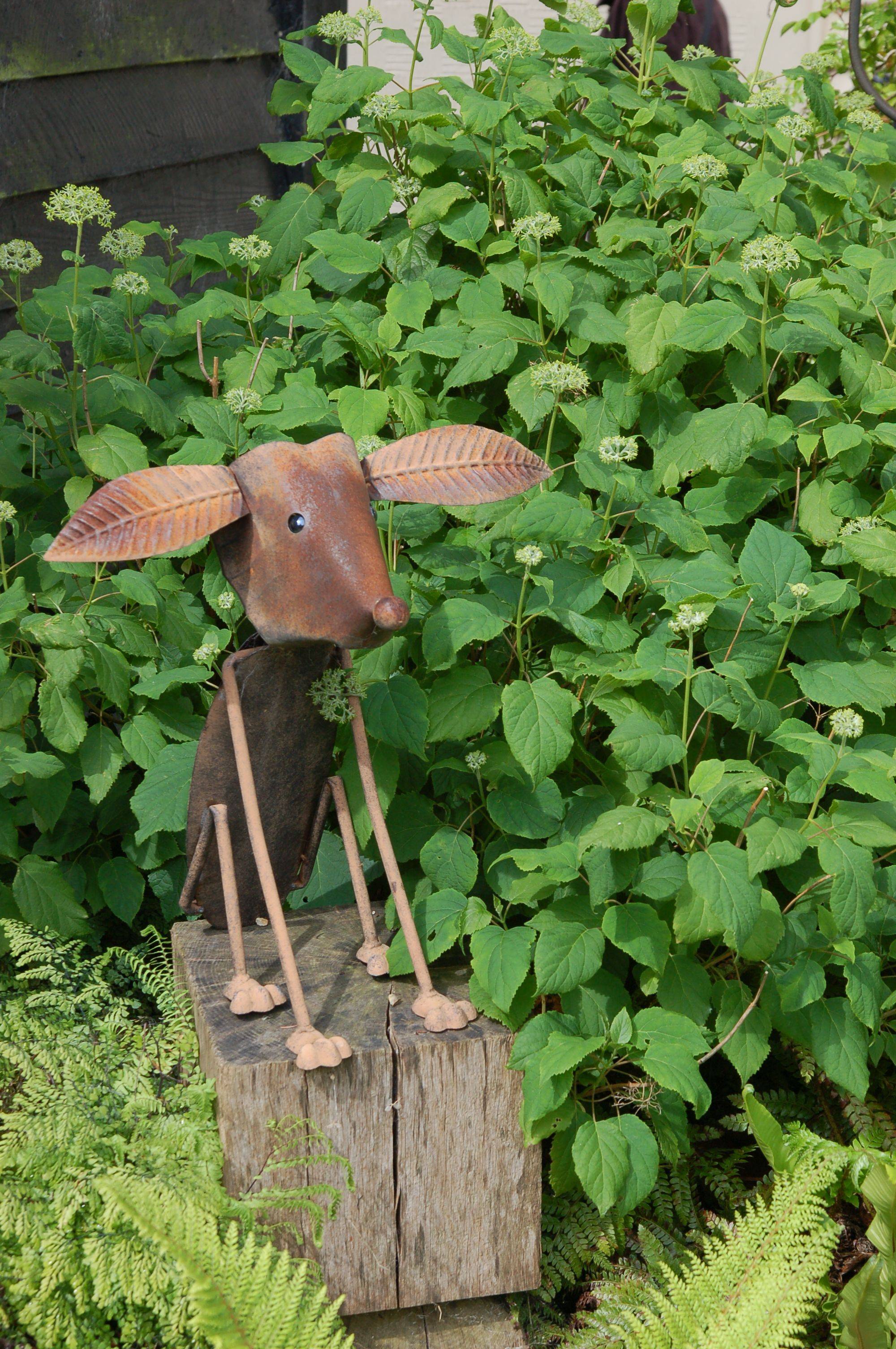 Rusty Relics Metal Art Metal