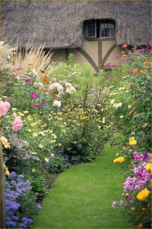 A Traditional Cottage Garden
