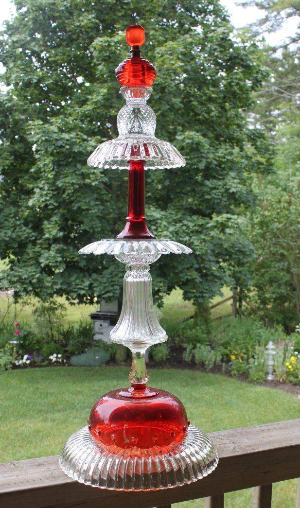 Best Glass Totems Garden Art Ideas