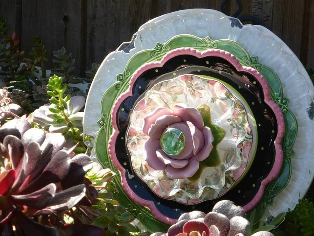 Handmade Glass Plate Flower Garden Art