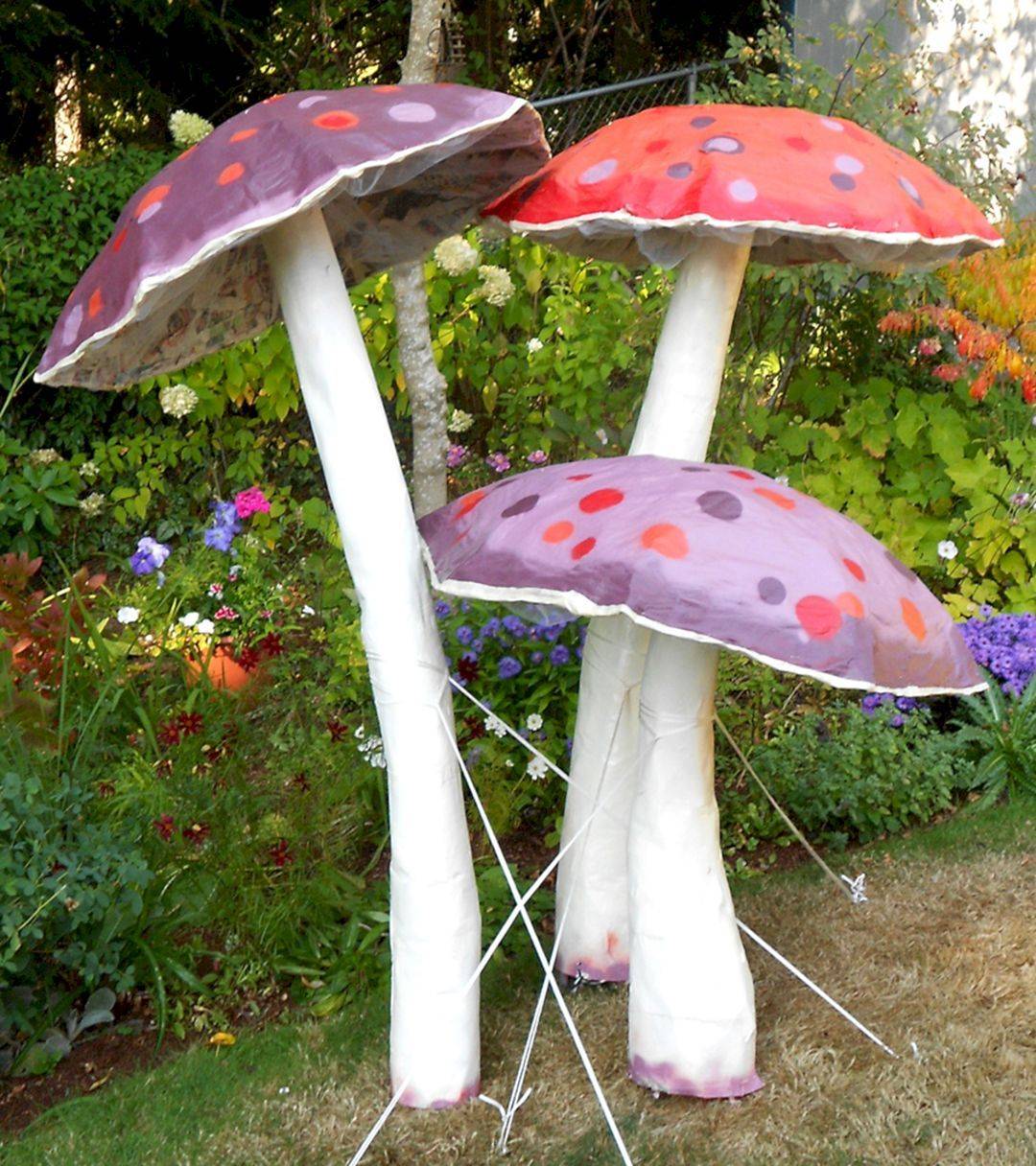 Tebru Mushroom Garden Decor