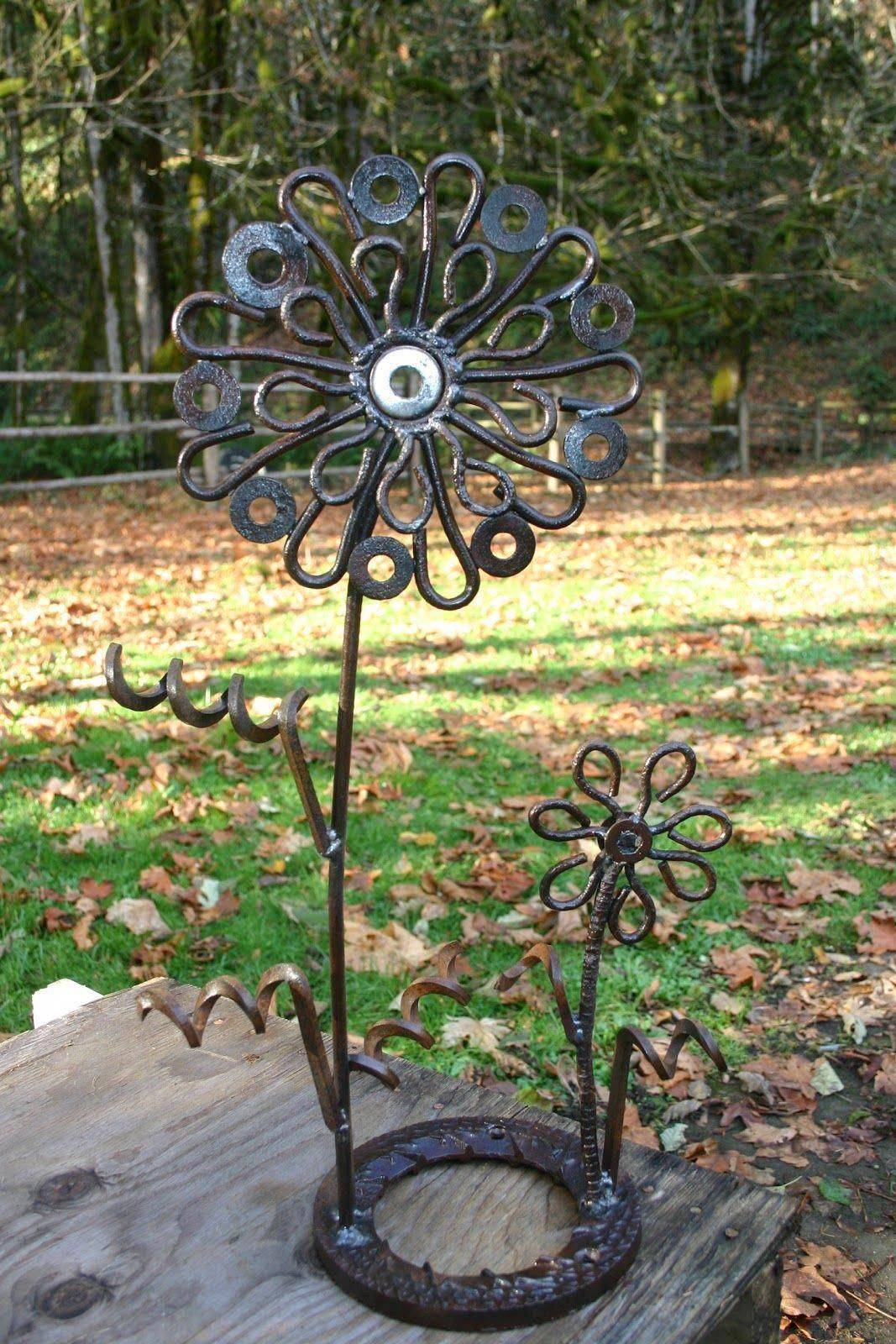 23 Simple Metal Garden Art Ideas Worth to Check SharonSable