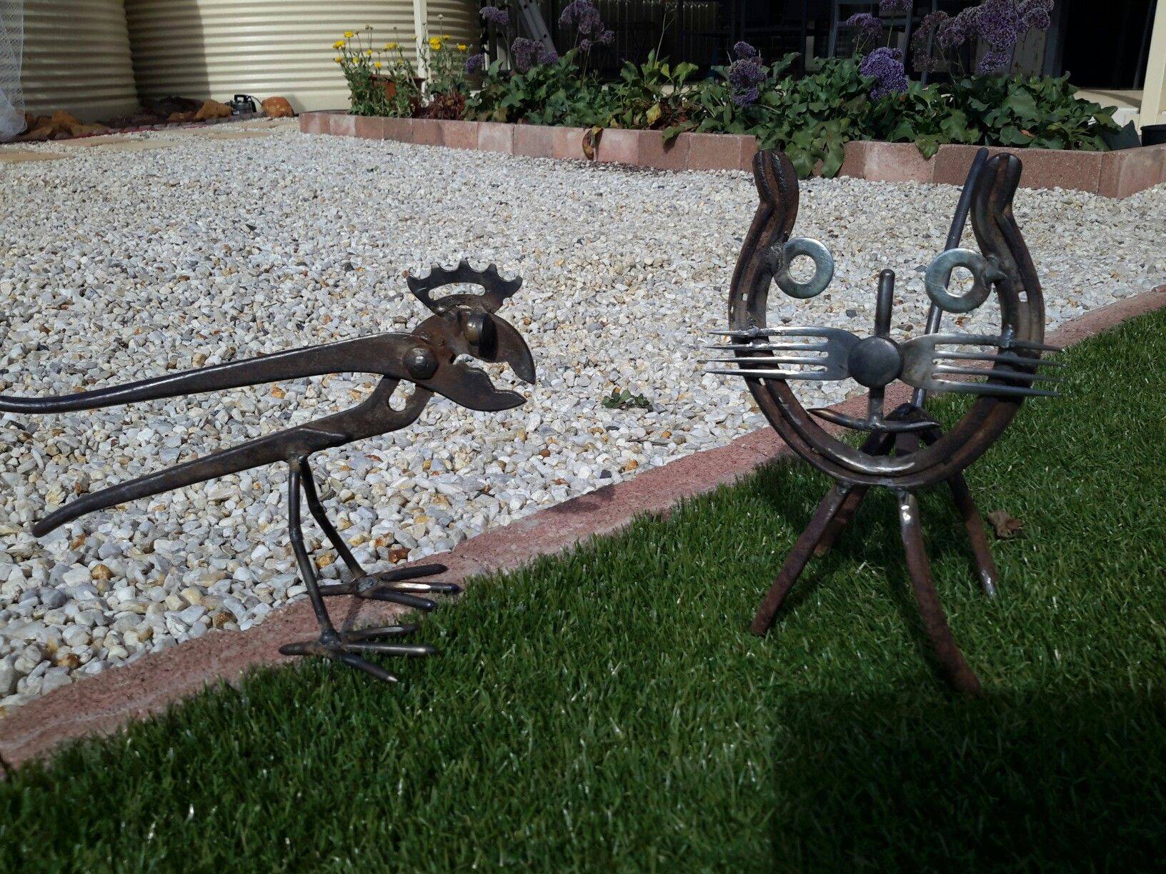 Simple But Amazing Outdoor Metal Garden Art Ideas Crunchhome