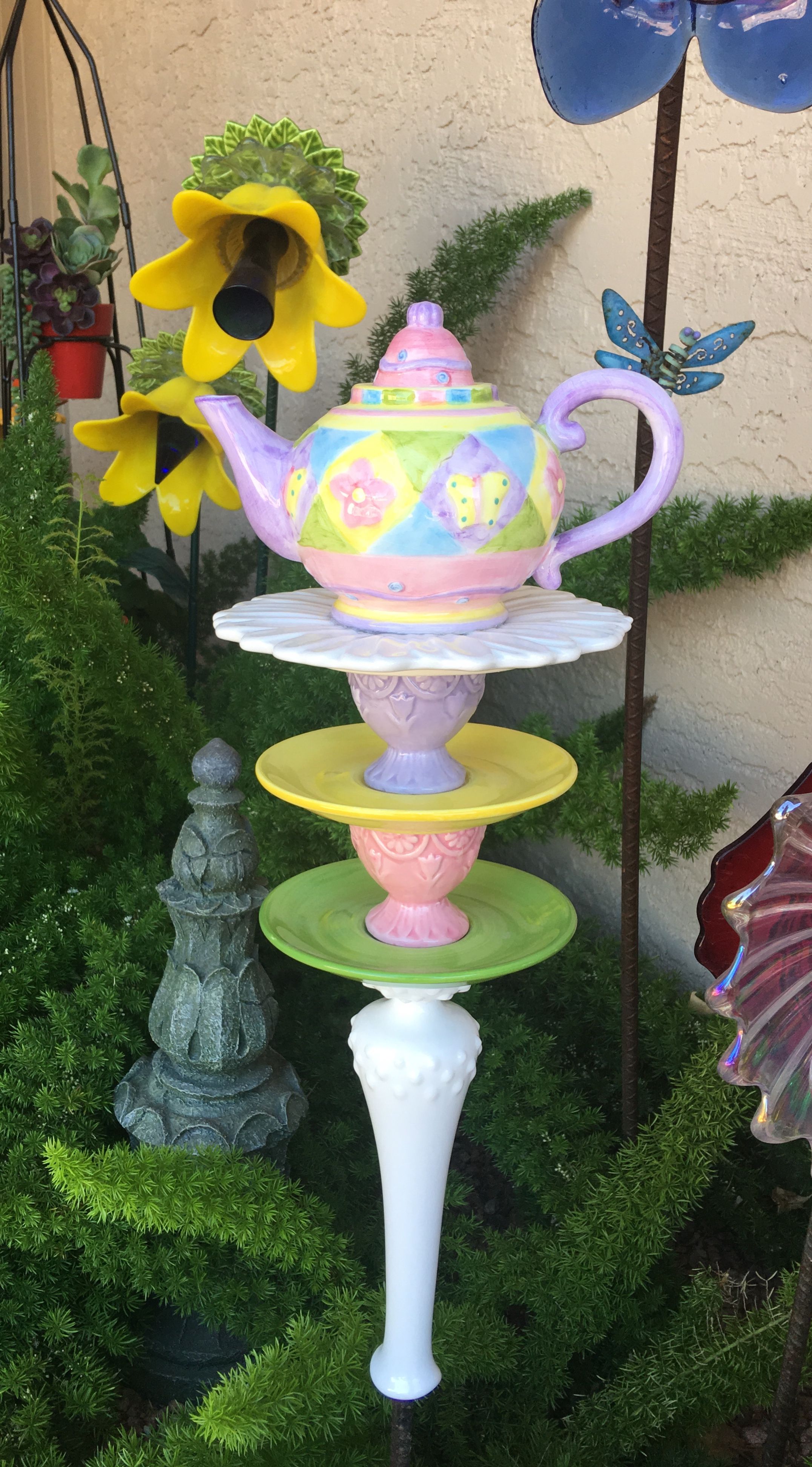 25 Teapot Garden Art Ideas To Try This Year SharonSable