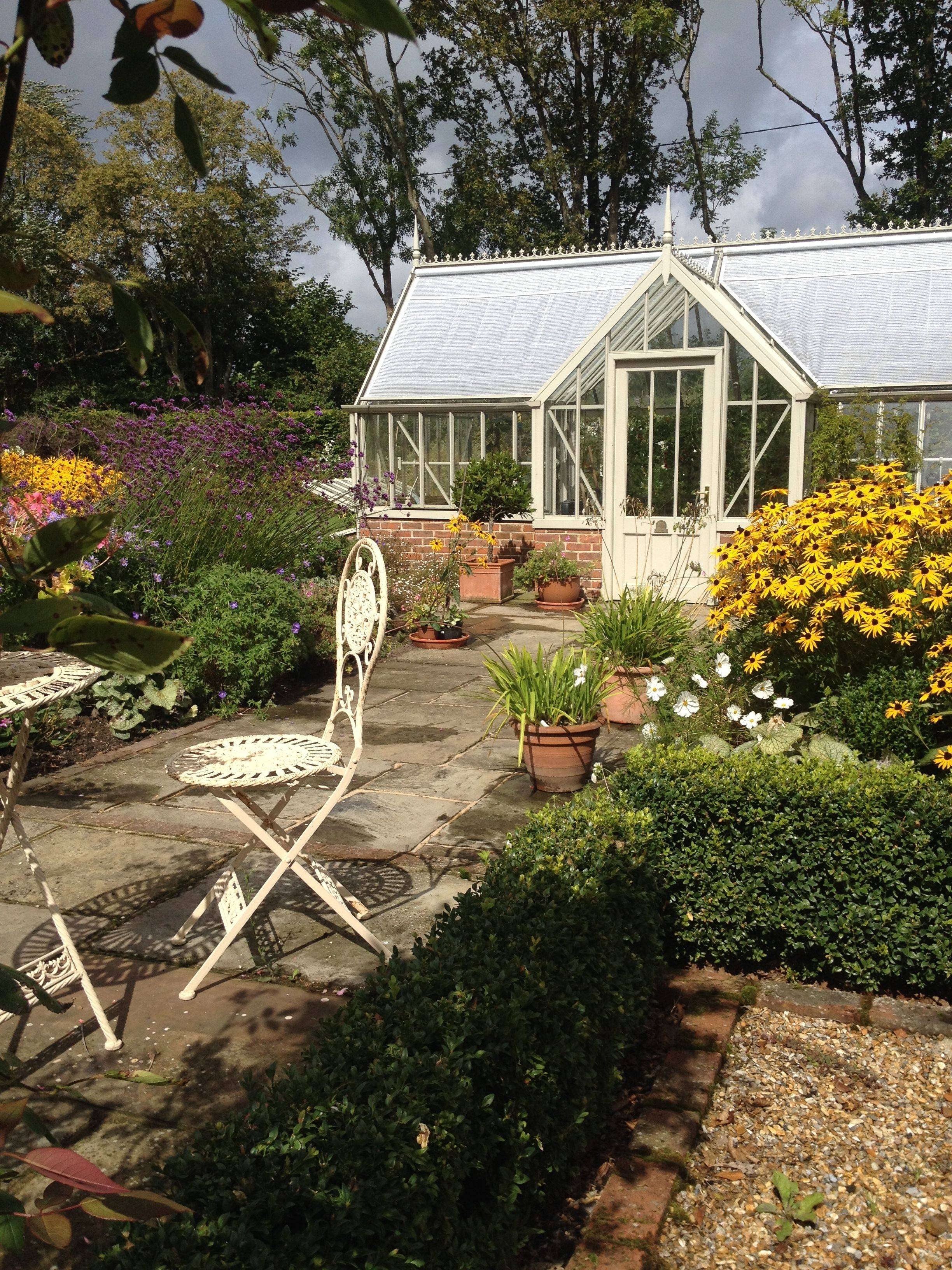 Greenhouse Traditional Garden Greenhouse
