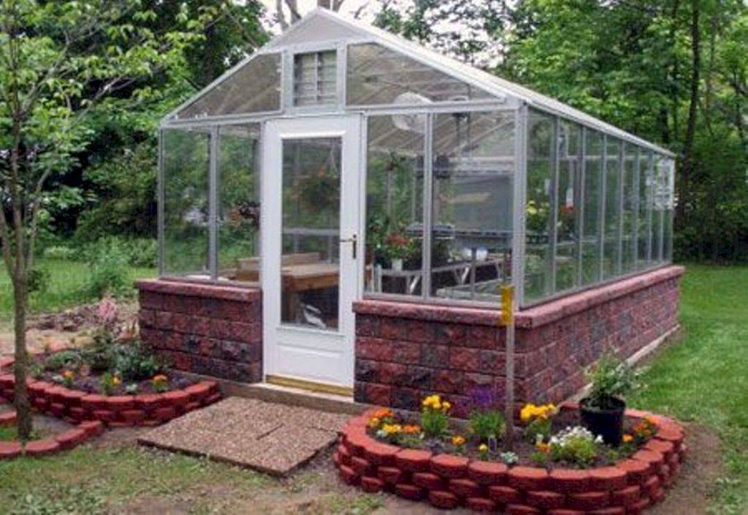 Wonderful Backyard Greenhouse Ideas