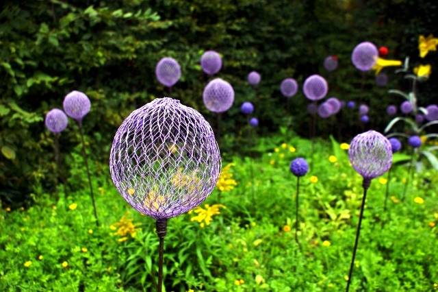 Amazing Outdoor Sculpture