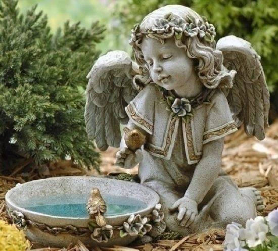 Stunning Garden Statue Ideas