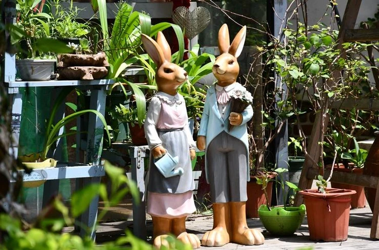 Extra Large Rabbit Couple Statue