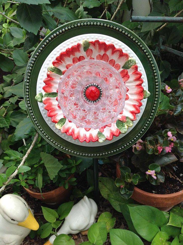 Awesome Diy Glass Garden Art