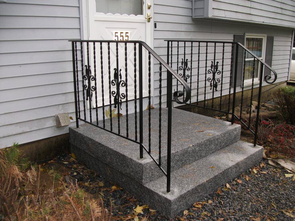 Garden Railing Ideas