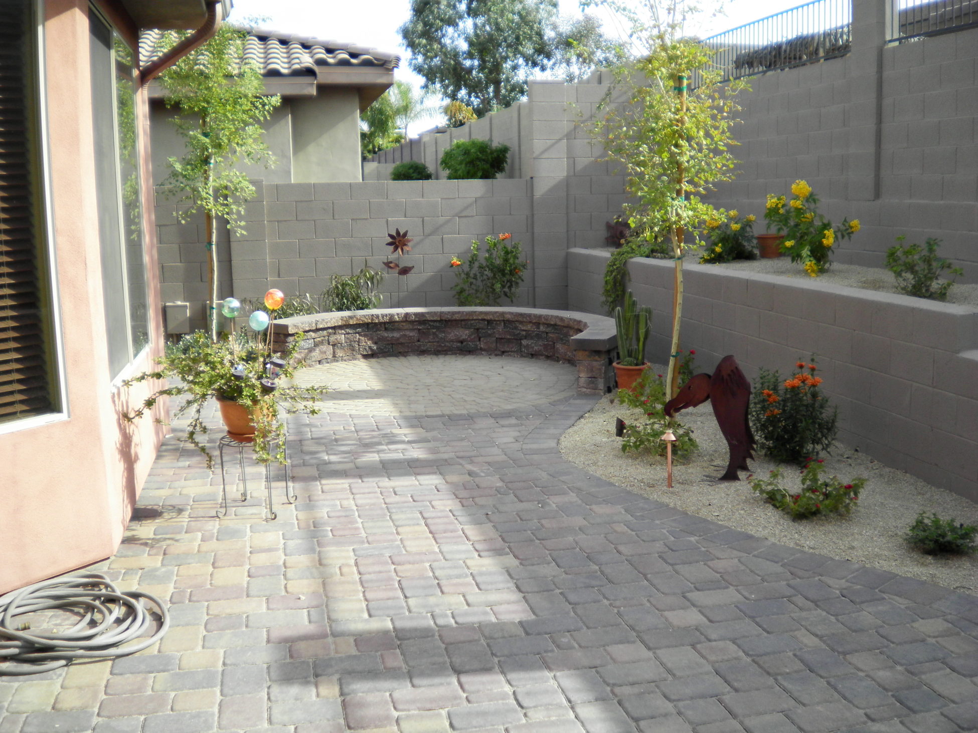 Paver Patio And Small Retaining Wall Patio
