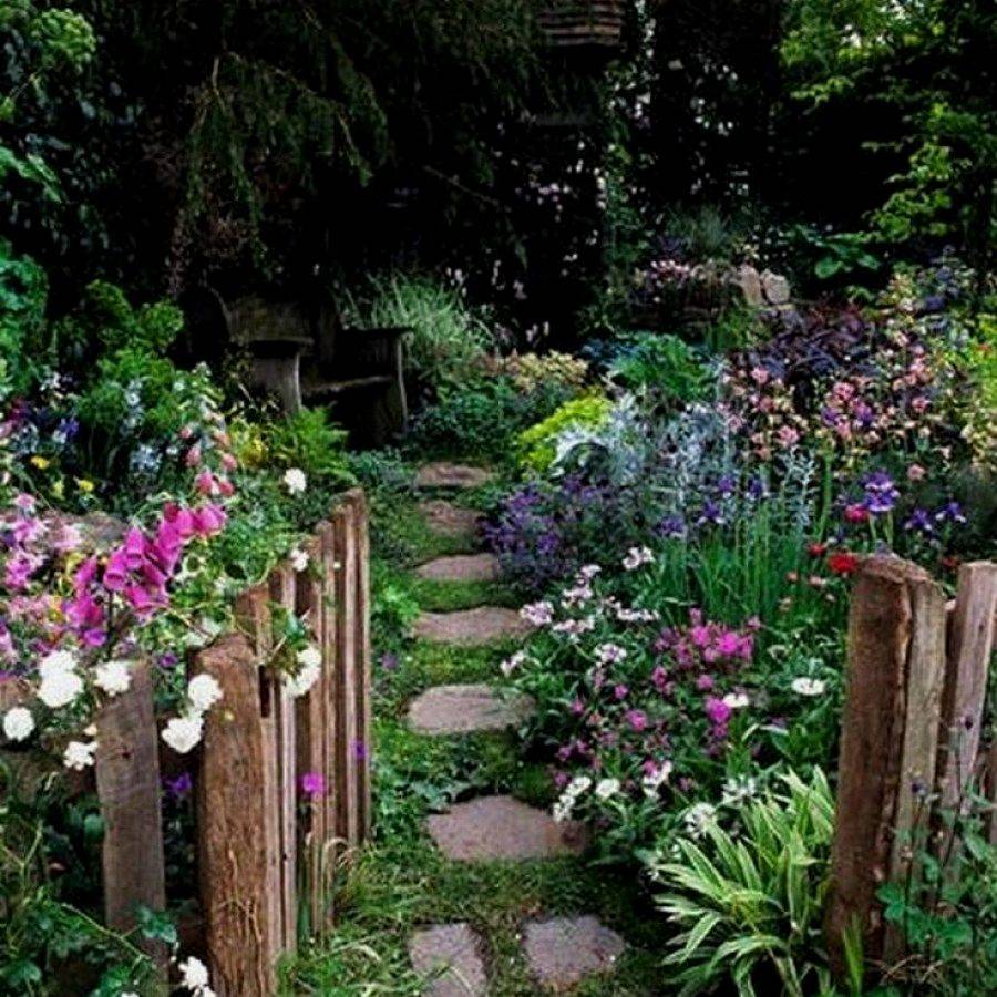 Stunning Small Cottage Garden Ideas