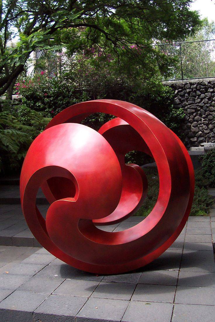 Tender Kiss Contemporary Garden Sculpture