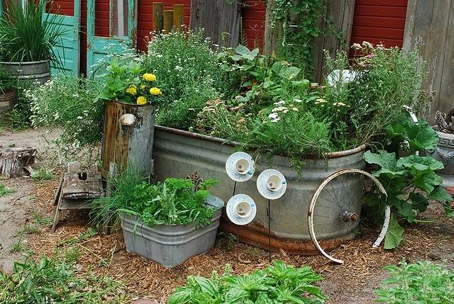 25 Galvanized Tub Garden Ideas You Must Look | SharonSable