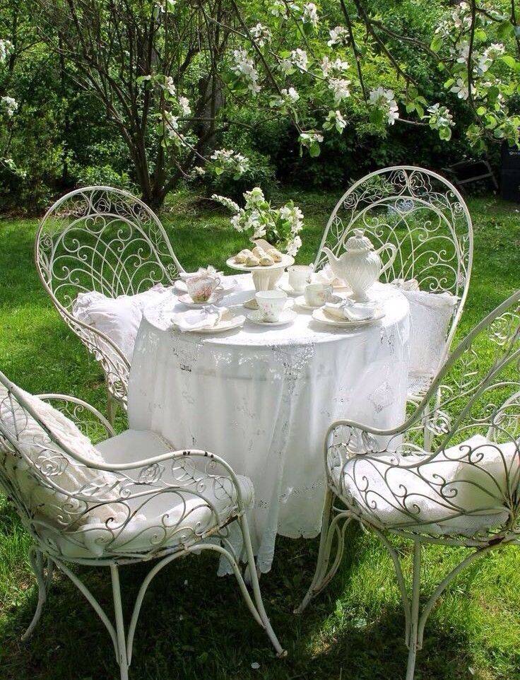 The Garden Bench Shabby Chic Garden