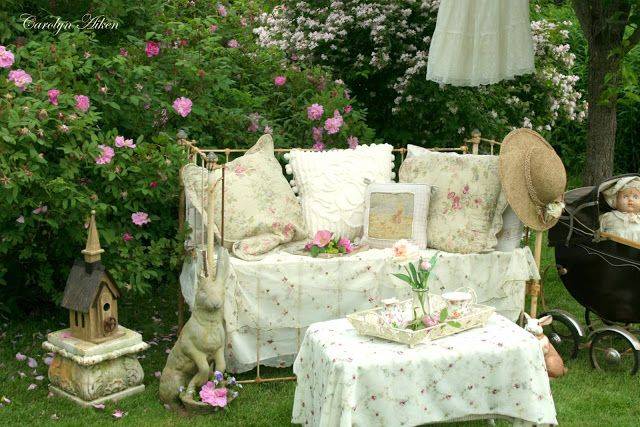 Victorian Charm Digsdigs