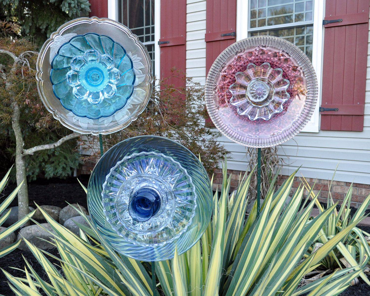 Handmade Glass Plate Flower Garden Art