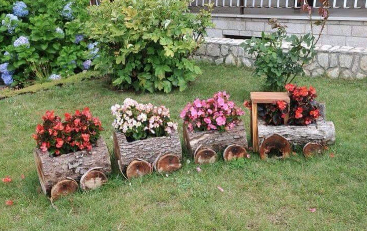 Log Train Planter Trem De Madeira