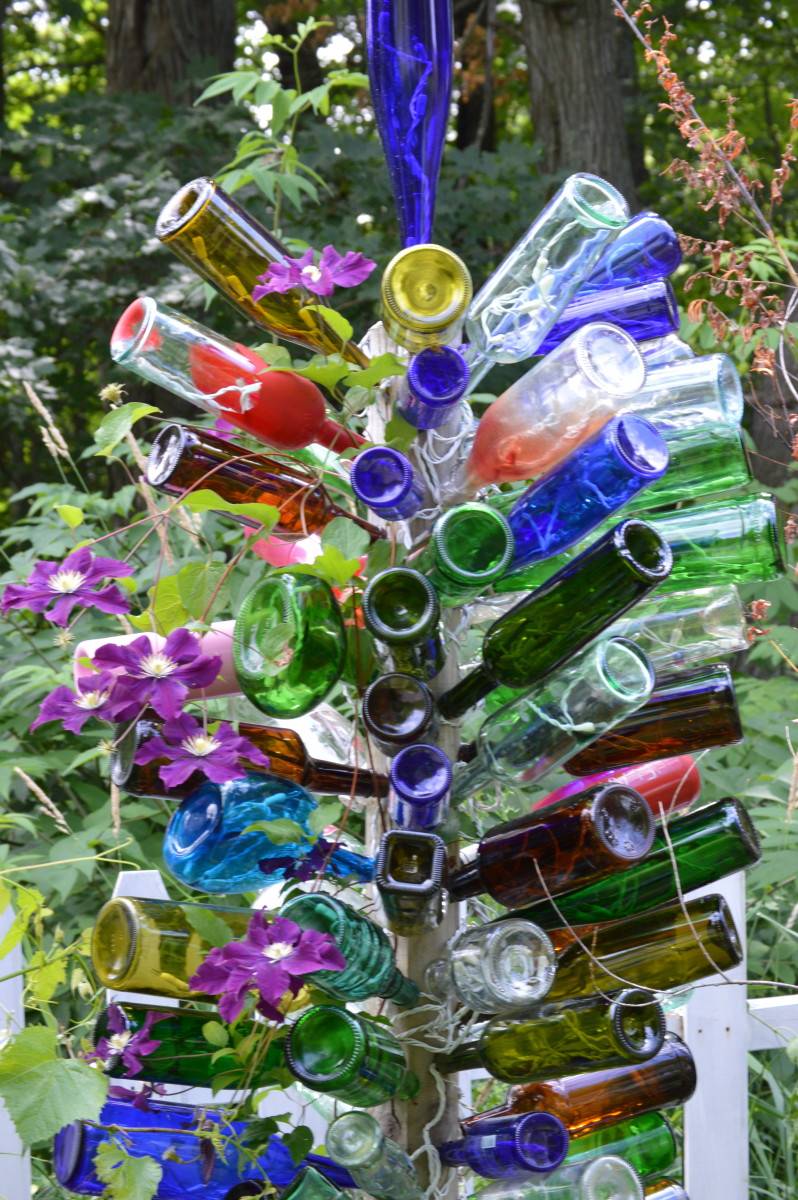 Amazing Wine Bottle Sculptures Ideas