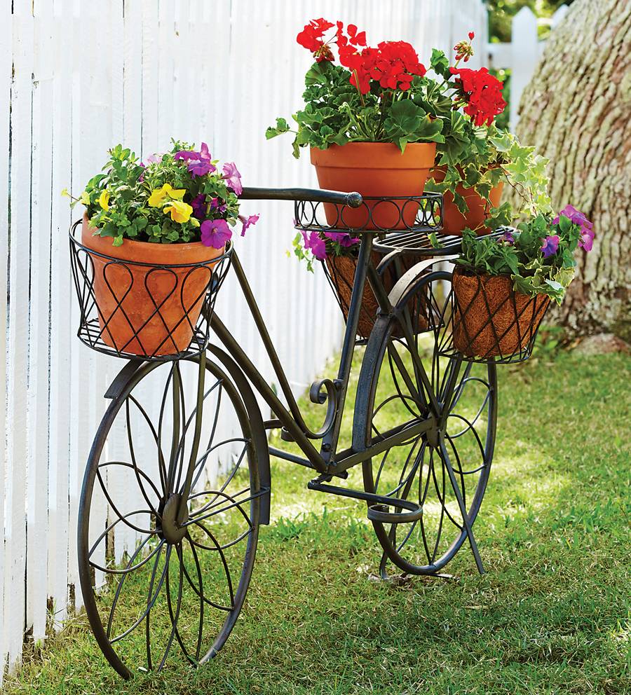 Charming Bicycle Planter Ideas