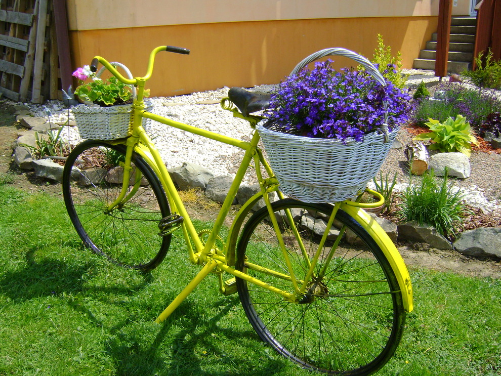 Vintage Bicycle Planter