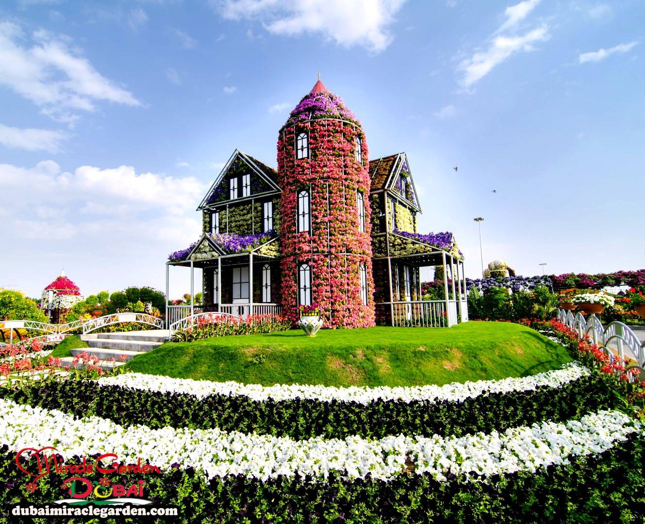 The Worlds Biggest Natural Flower Garden