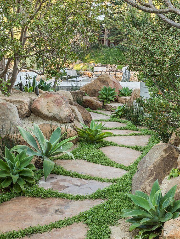 Beautiful Side Yard Garden Path Design Ideas