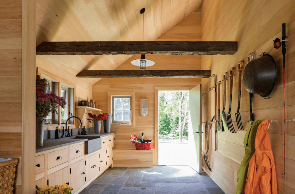 Best Backyard Barn Ideas