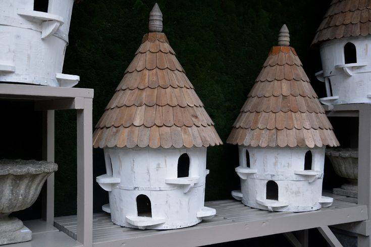 English Dovecote Vinyl Bird House